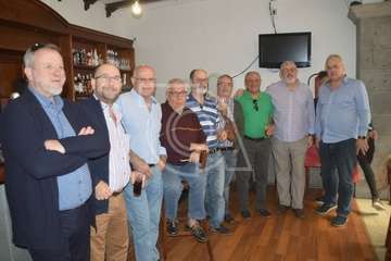 El Casino de Telde homenajea a 18 socios y al que fuera su conserje durante 40 años (Foto TA y TF)